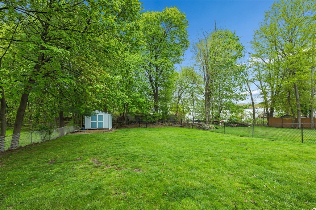 23 Belmont St, Abington, MA Photo #35