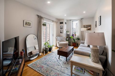 19 Wiget St 402 Boston MA 02113