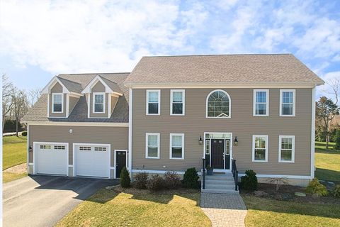 Photo of 2 Michaels Way, Dartmouth, MA 02748 (MLS # 73500305)