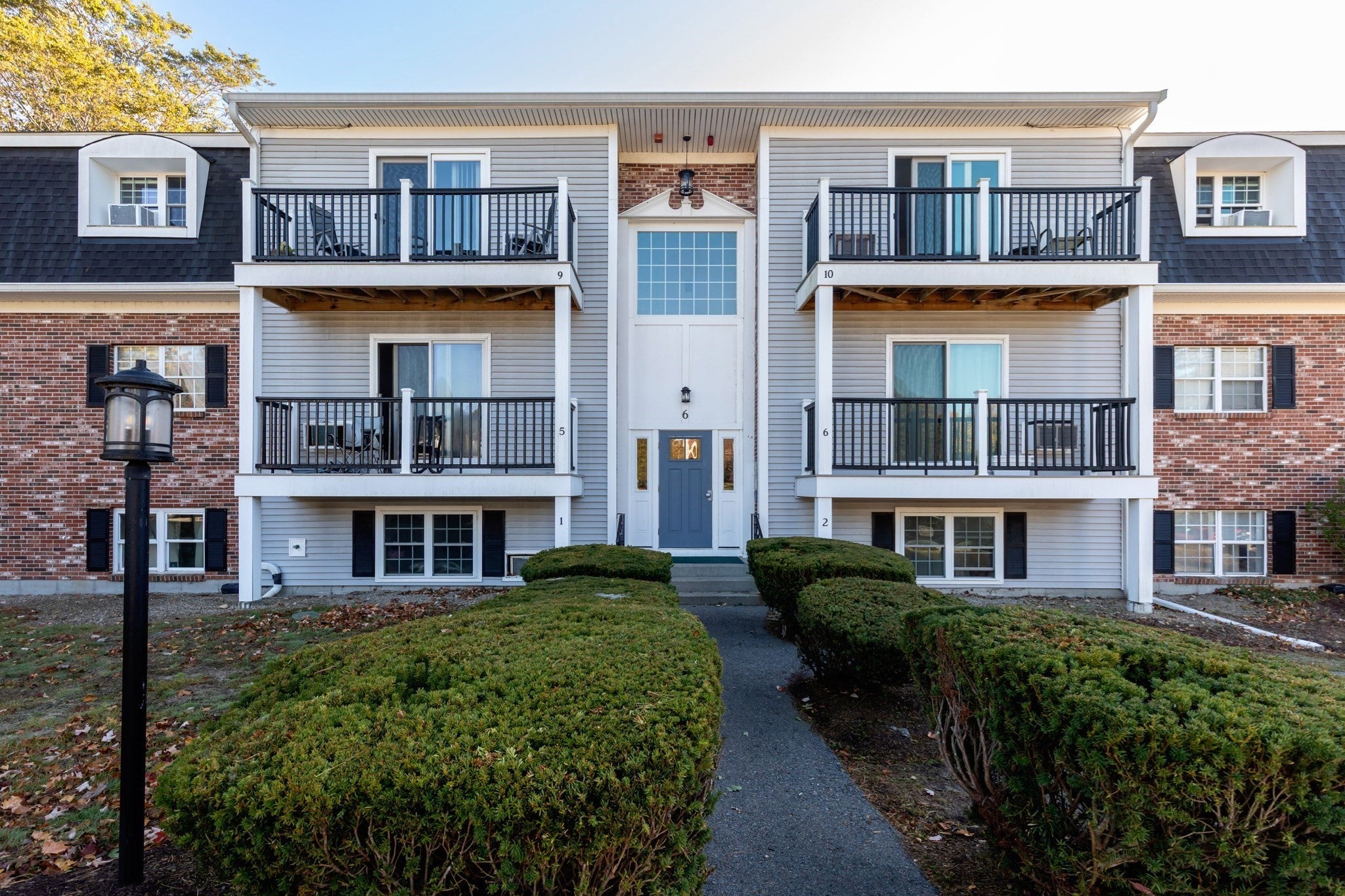 Photo of 6 Chapel Hill Dr, Plymouth, MA