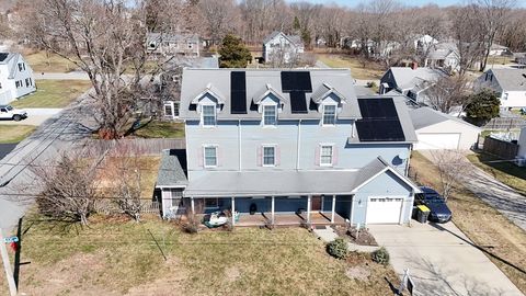 46 Lilac Ave Somerset MA 02726