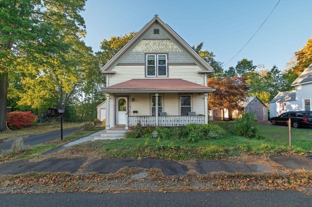 49 Grove St, Rockland, MA, 49 Grove St, Rockland, MA Photo #2