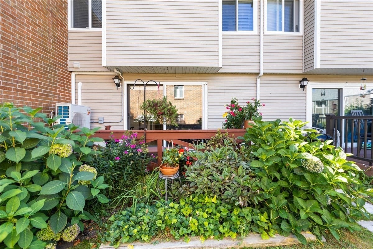 34 Glen Devin St #34, Amesbury, MA Photo #28