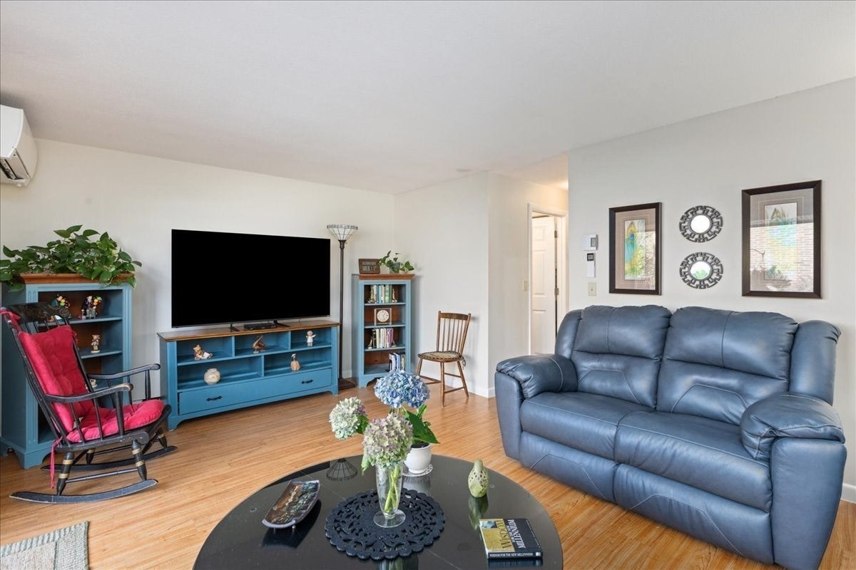 34 Glen Devin St #34, Amesbury, MA Photo #16