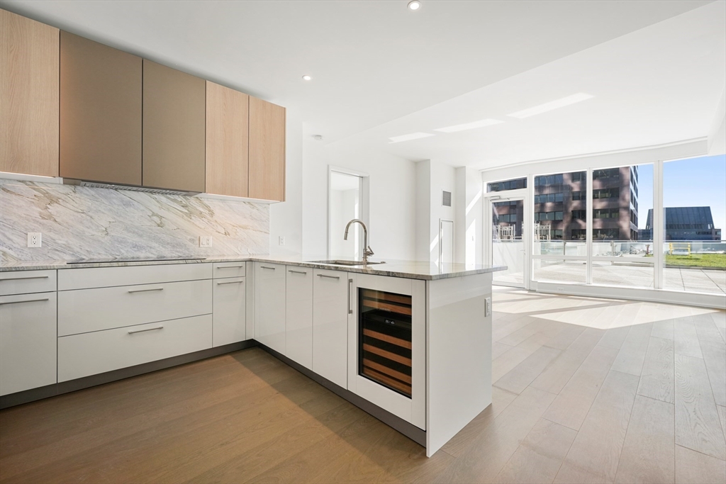 240 Devonshire Street 3611