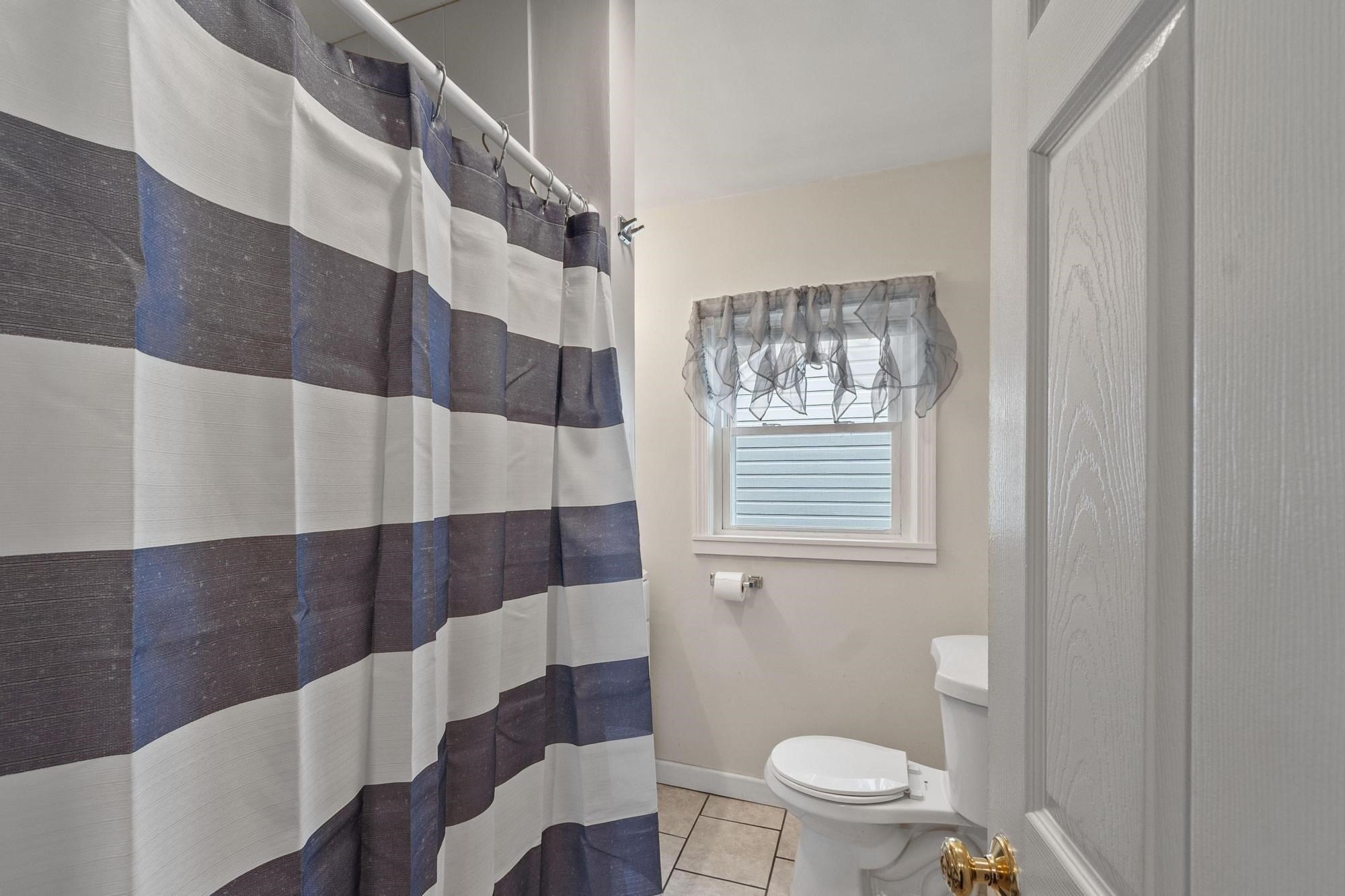 406 Lincoln St, Fitchburg, MA Photo #18