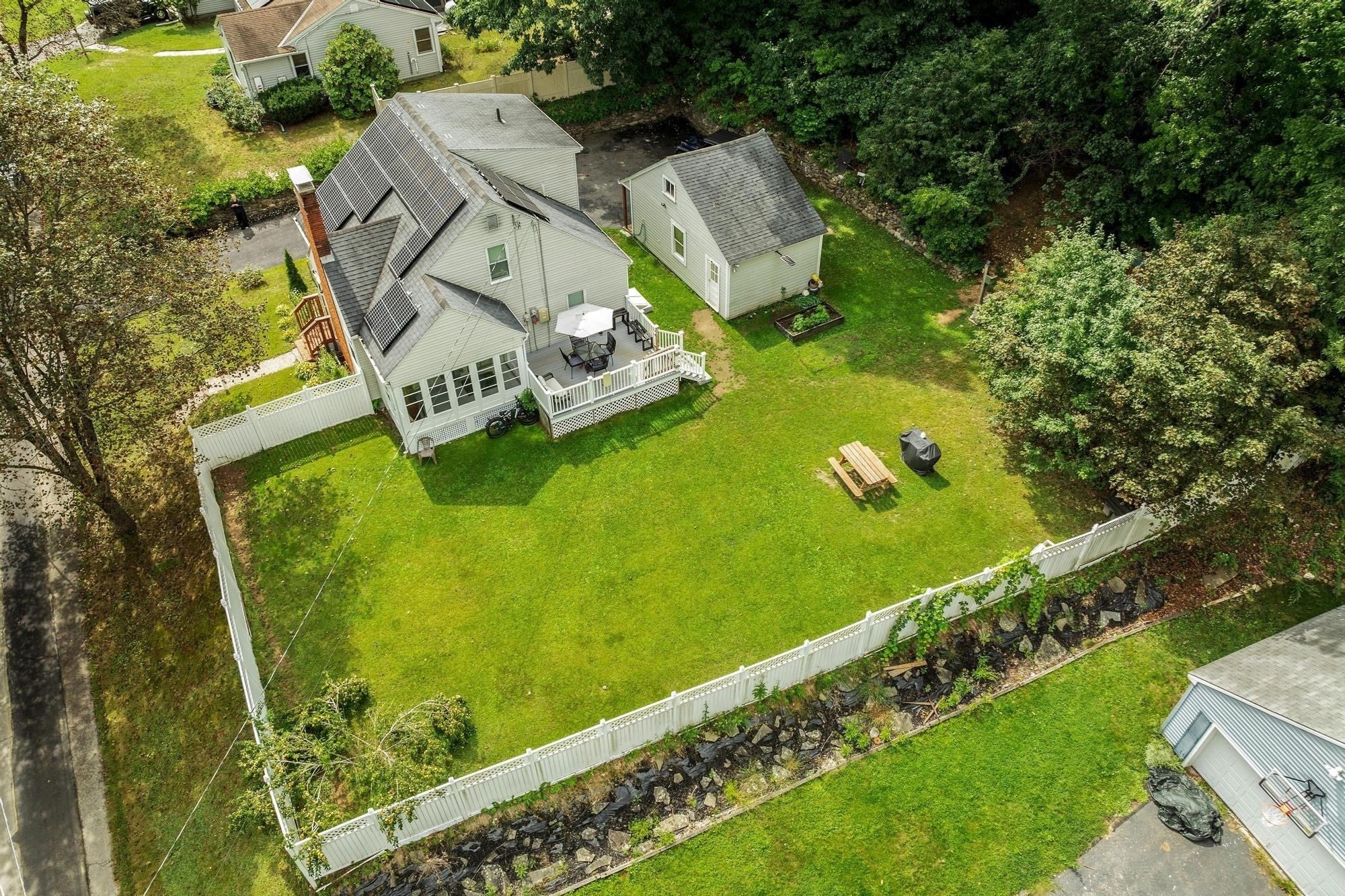 406 Lincoln St, Fitchburg, MA Photo #32