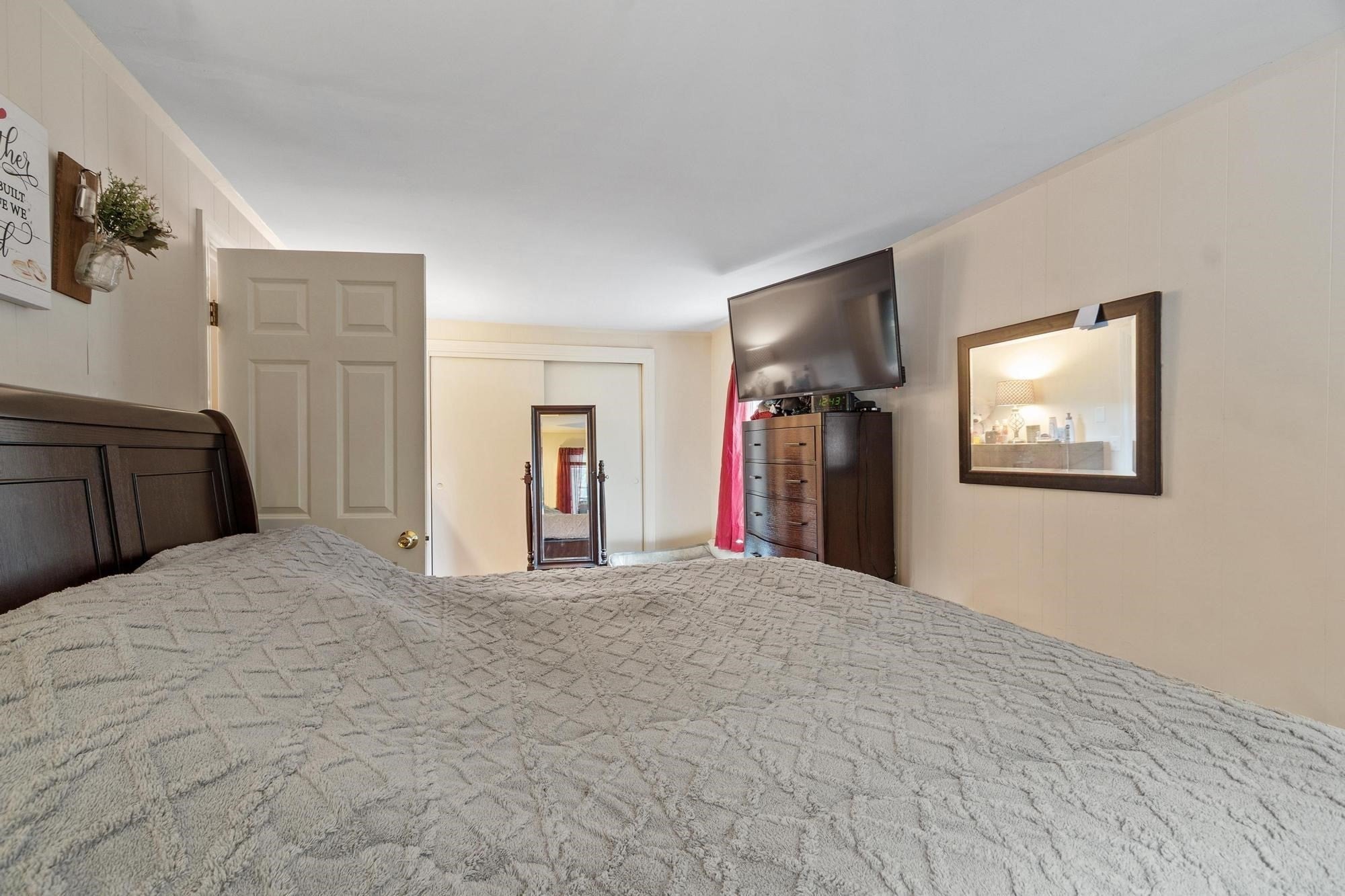 406 Lincoln St, Fitchburg, MA Photo #22