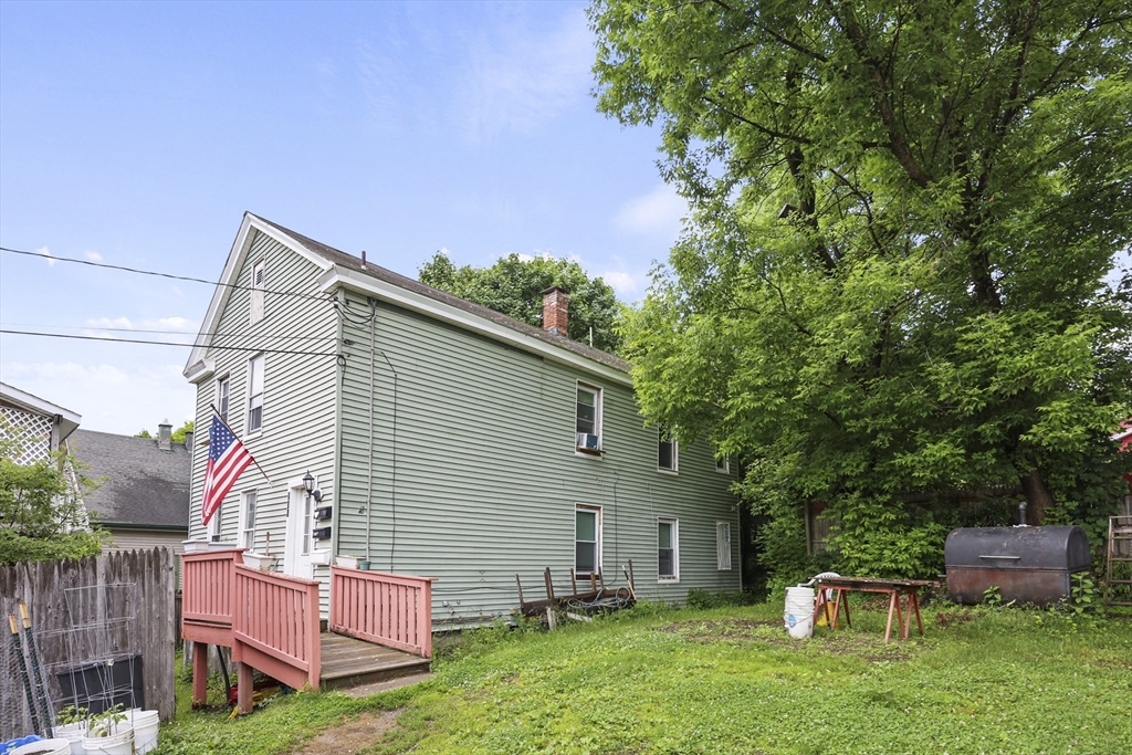138 Robbins Ave