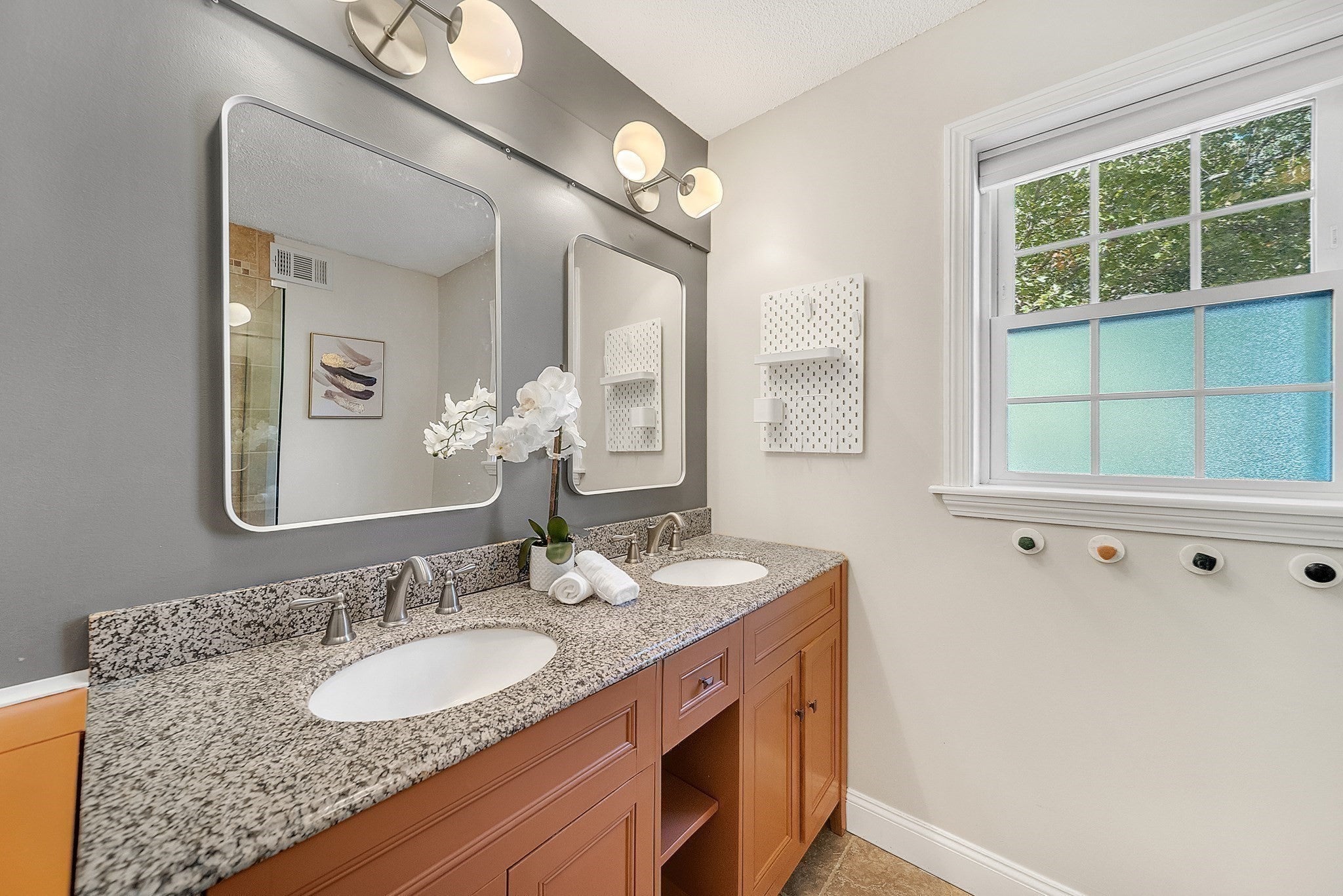 45 Bishops Forest Dr #45, Waltham, MA, 45 Bishops Forest Dr #45, Waltham, MA Photo #24