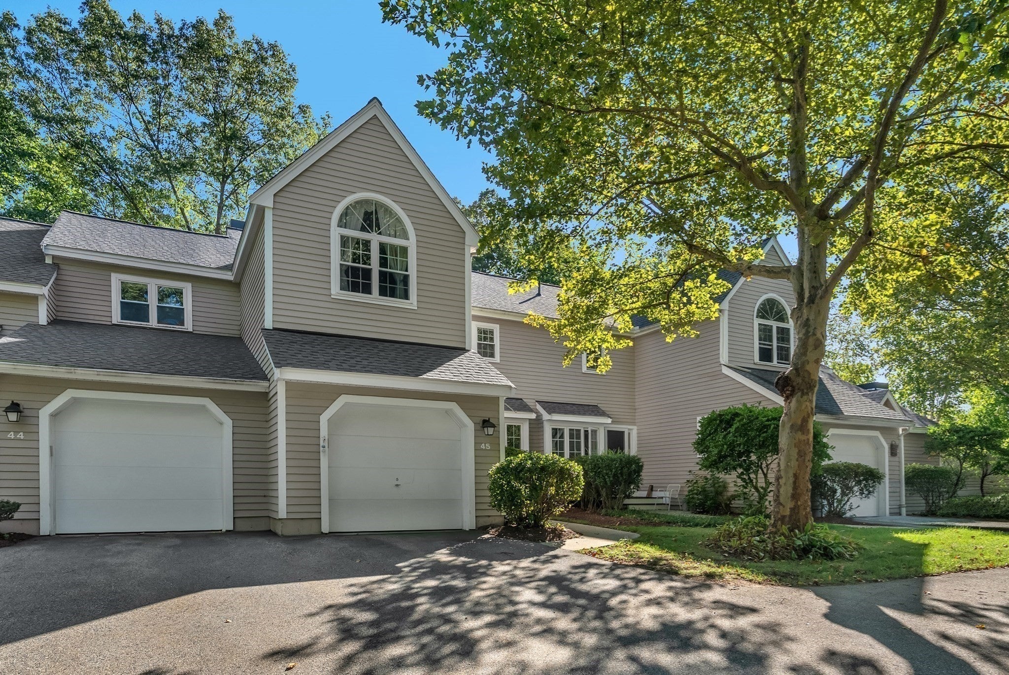 45 Bishops Forest Dr 45