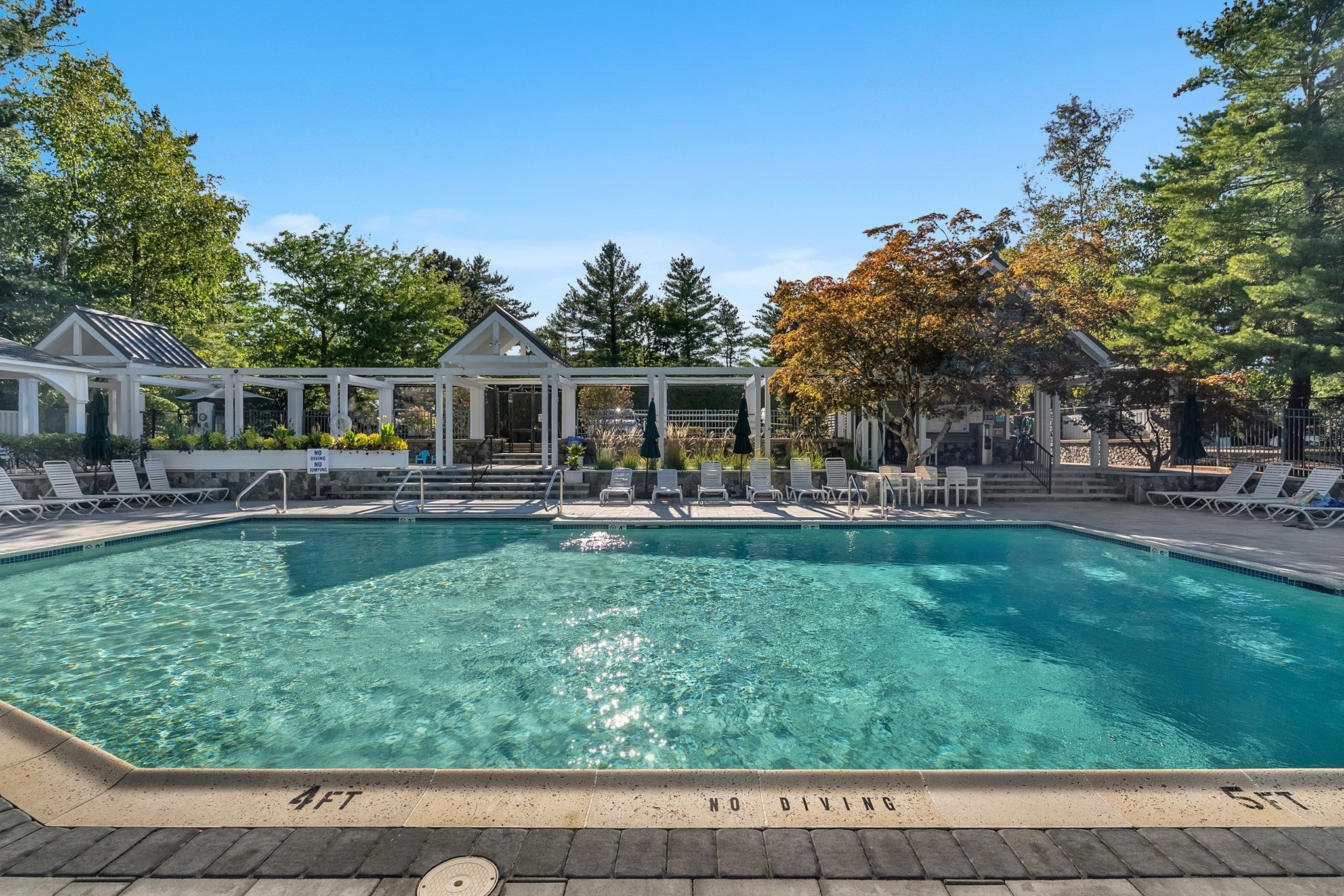 45 Bishops Forest Dr #45, Waltham, MA, 45 Bishops Forest Dr #45, Waltham, MA Photo #40