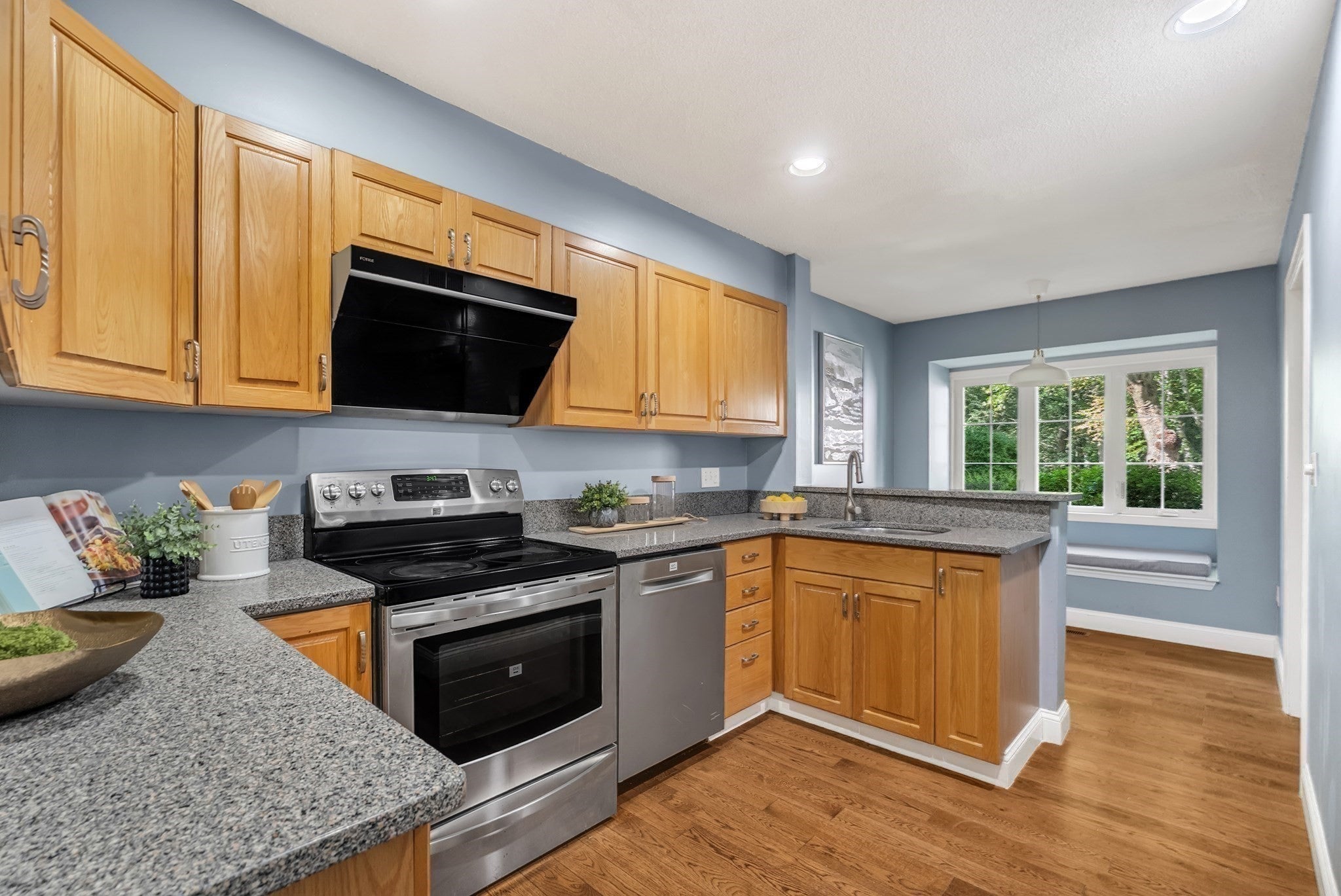 45 Bishops Forest Dr #45, Waltham, MA, 45 Bishops Forest Dr #45, Waltham, MA Photo #15