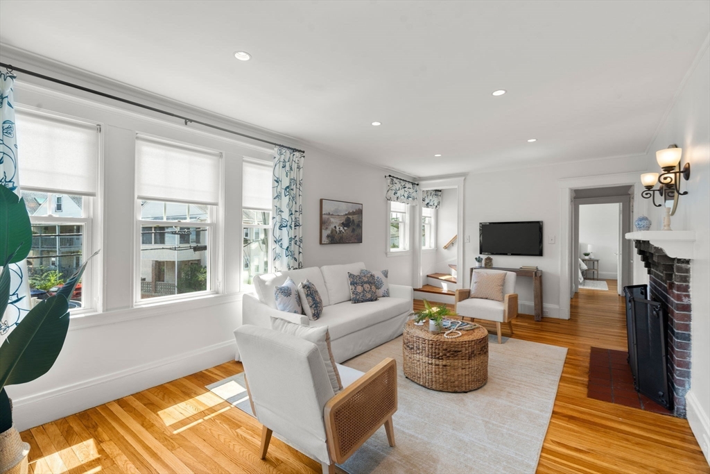 10 Creeley Rd. 10