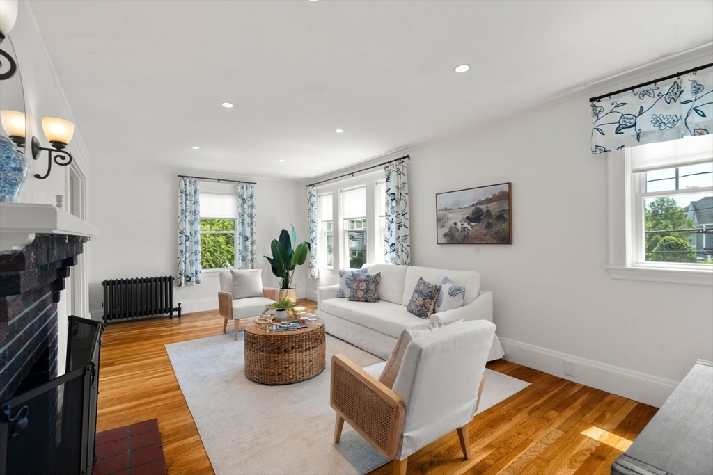 10 Creeley Rd. 10