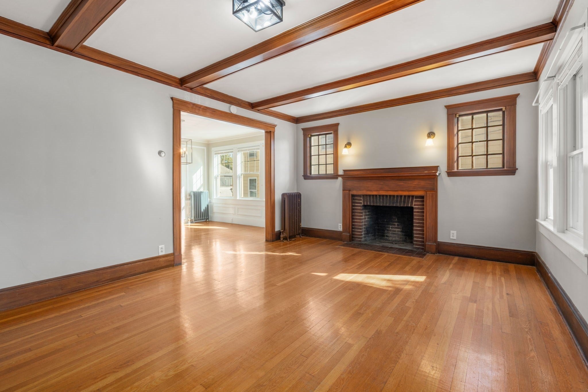 38 Carver Rd E