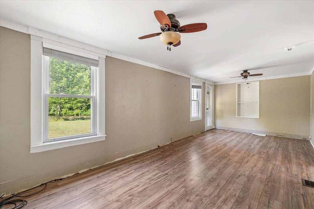 21 Munroe St, Winchendon, MA, 21 Munroe St, Winchendon, MA Photo #11