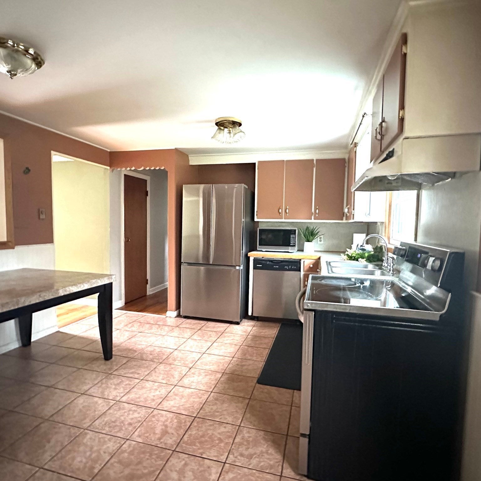 47 Thyme Ln, Springfield, MA Photo #6