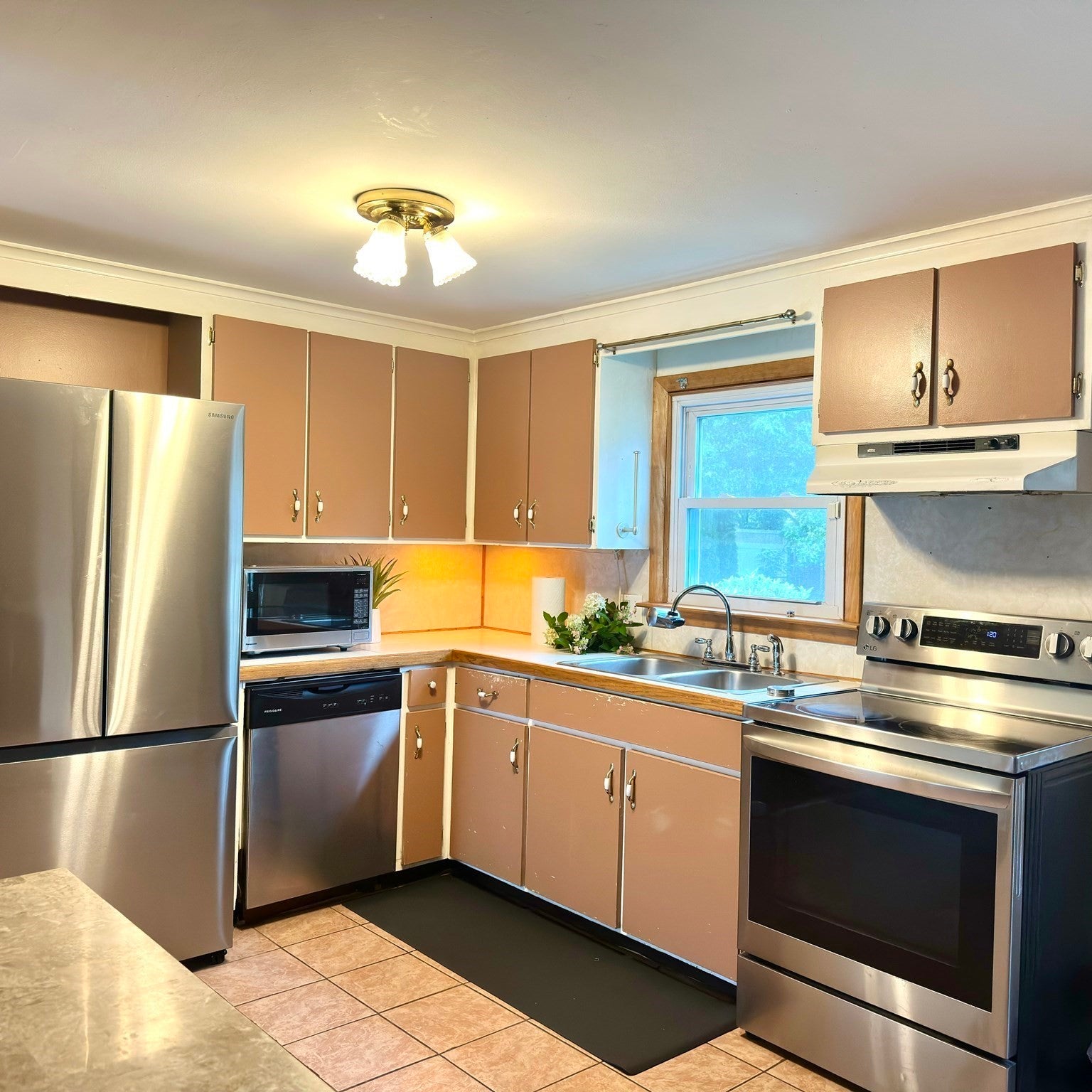 47 Thyme Ln, Springfield, MA Photo #5