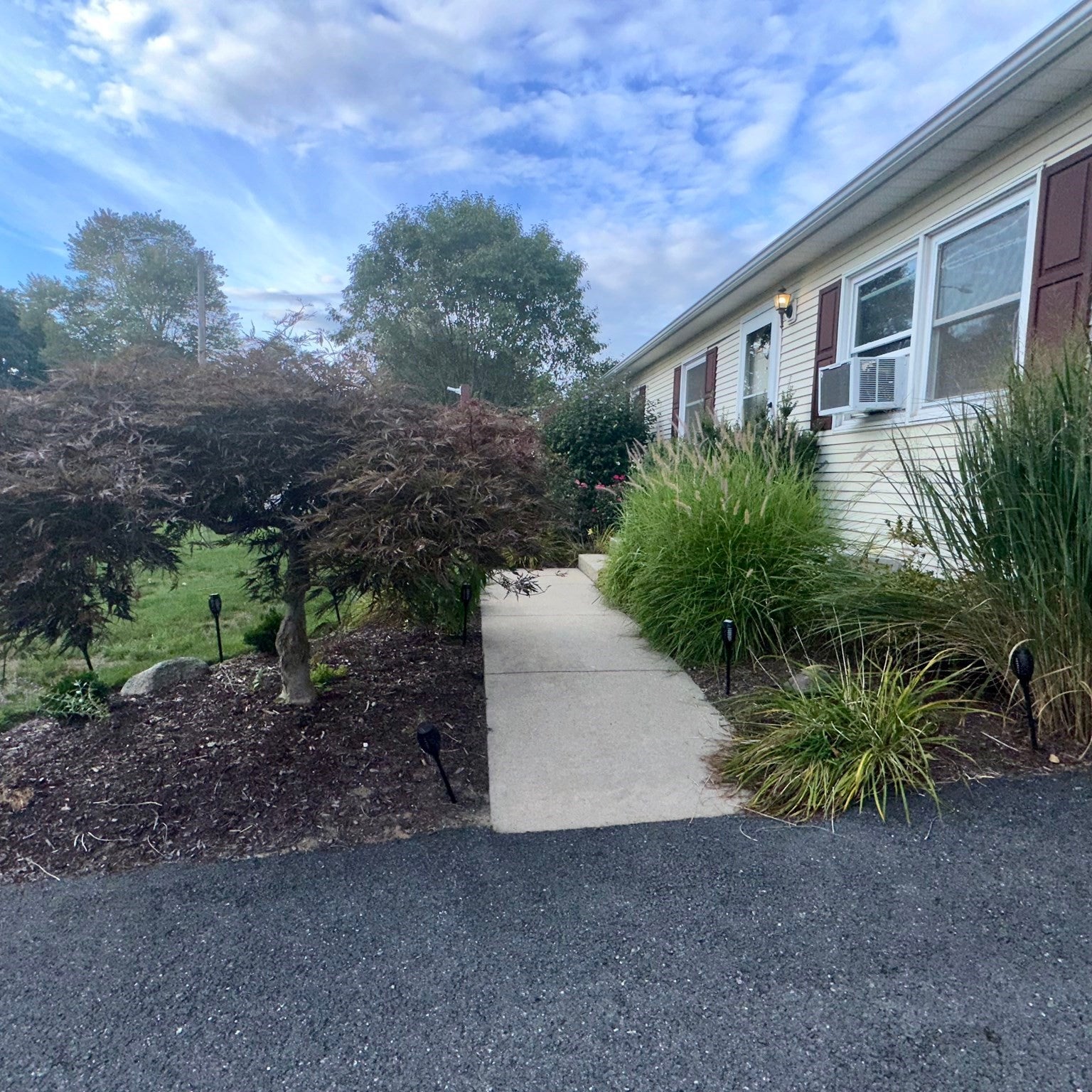 47 Thyme Ln, Springfield, MA Photo #2