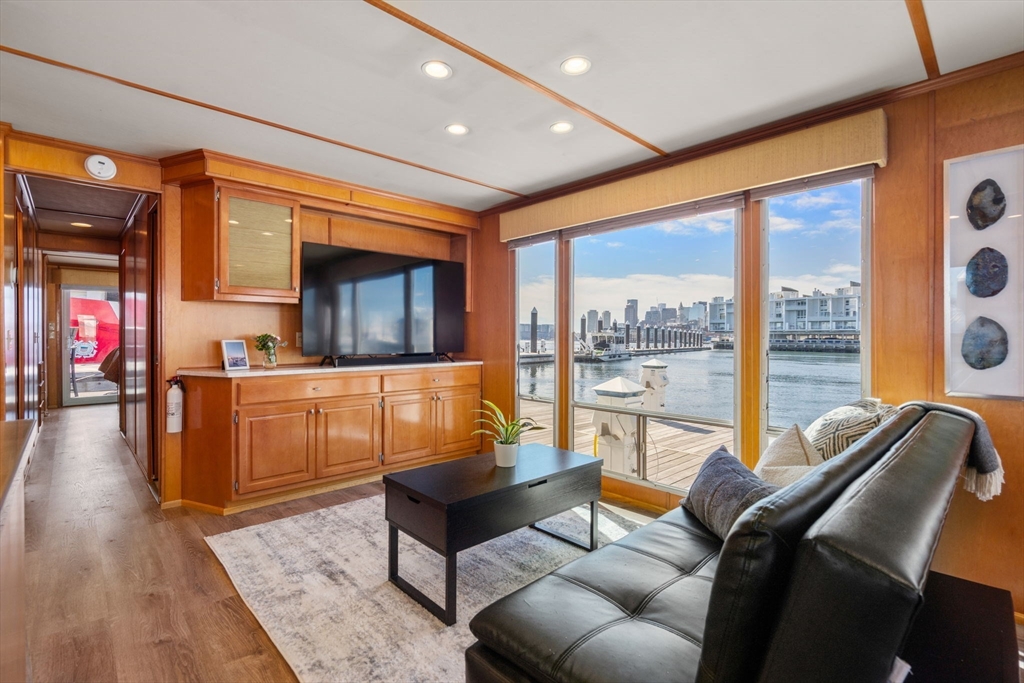 2 Pier 8 13th St Dock B