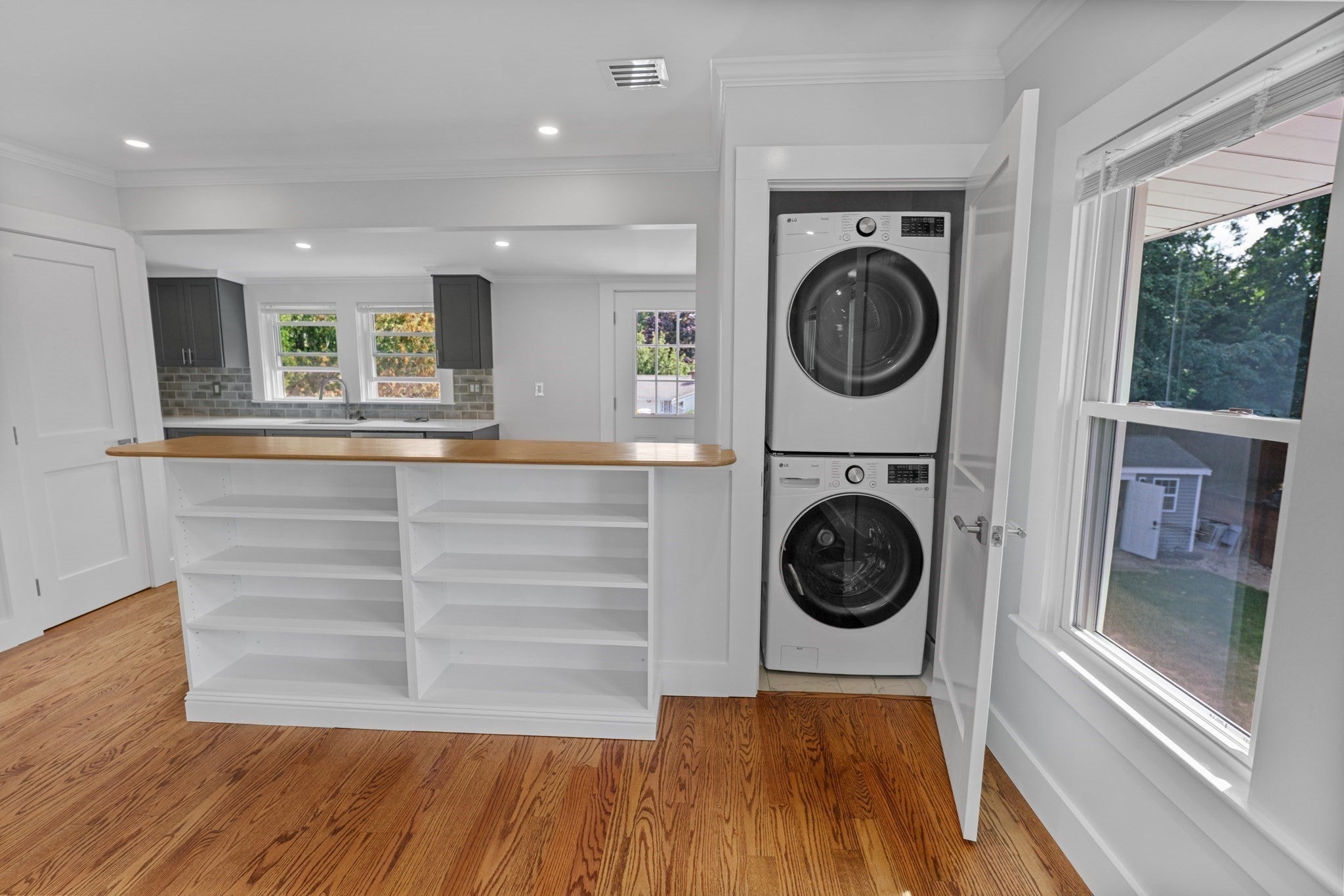 8 Appleton ST #2, Danvers, MA Photo #14