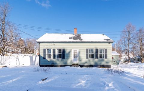 Photo of 250 N Main St, North Brookfield, MA 01535 (MLS # 73471669)