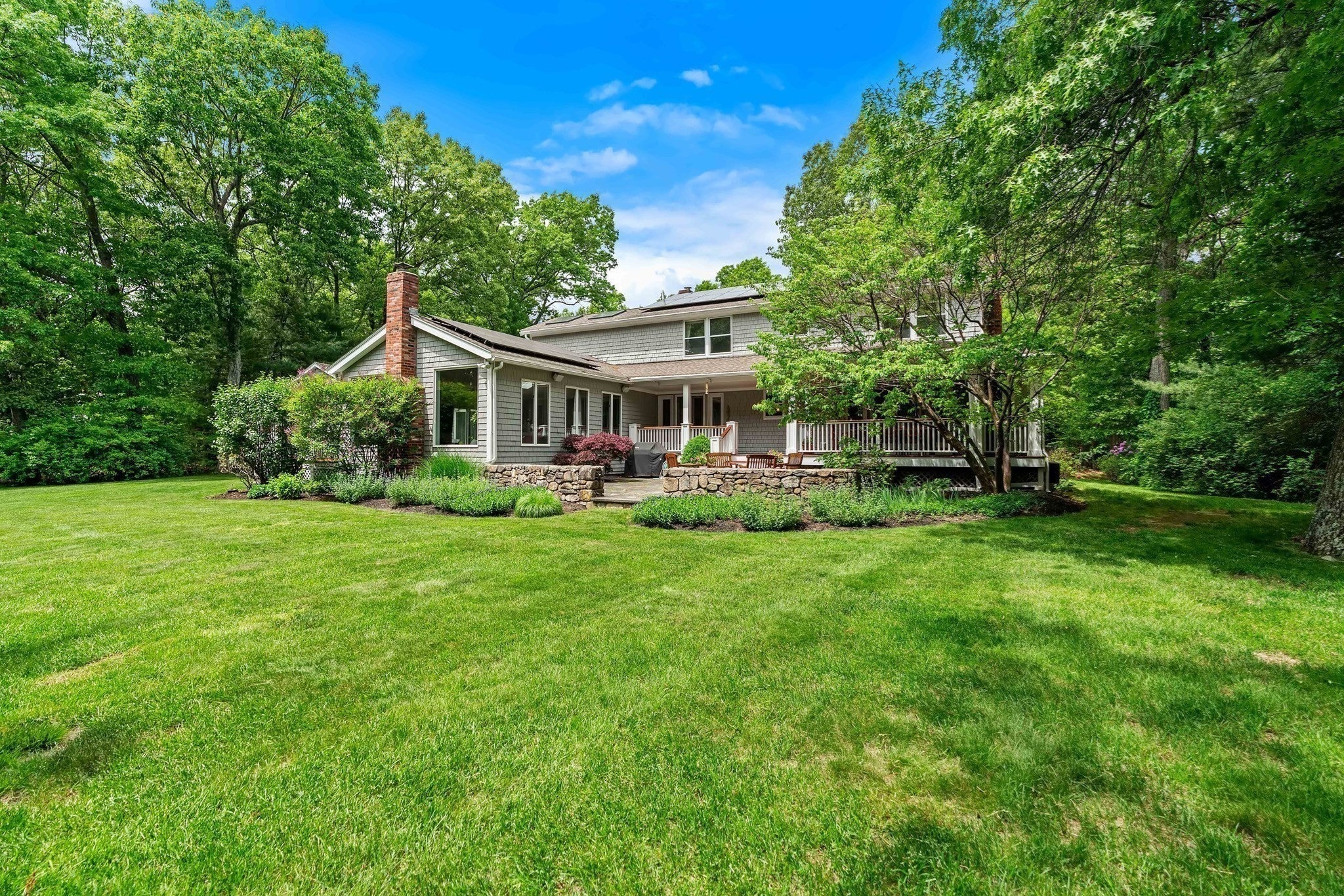 6 Brooks Hill Road