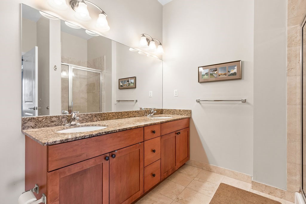 Westborough, Massachusetts 01581, United States, 2 Bedrooms Bedrooms, ,2 BathroomsBathrooms,Residential,Active,115027