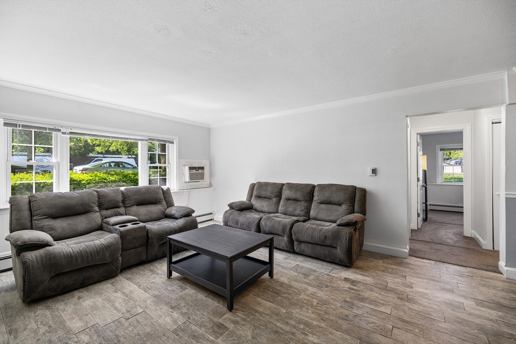 226 Rock St D1