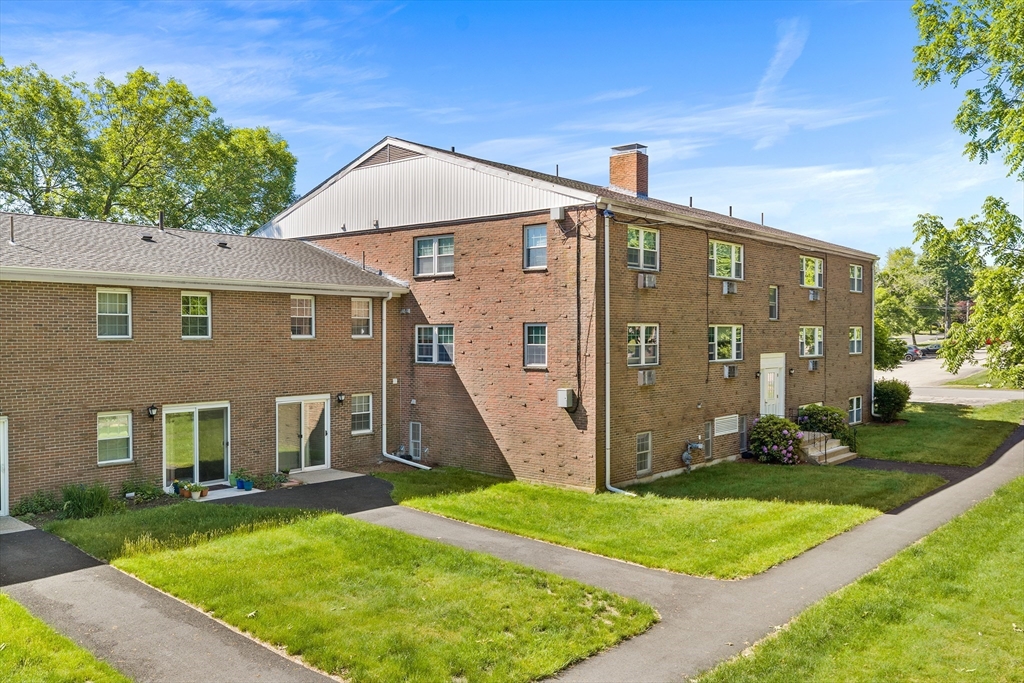 226 Rock St D1