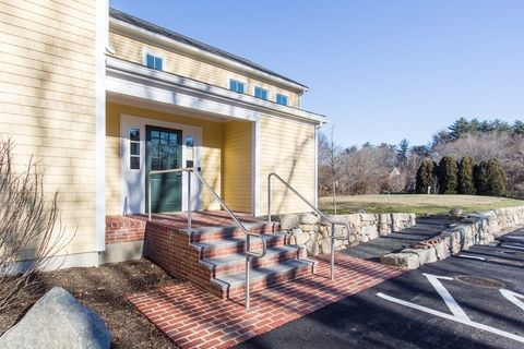 587R Bay Road 4 Hamilton MA 01982