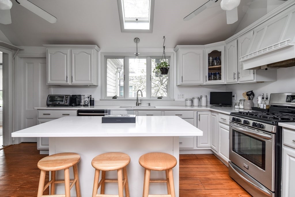 10 Forest Ave, Natick, MA, 10 Forest Ave, Natick, MA Photo #6