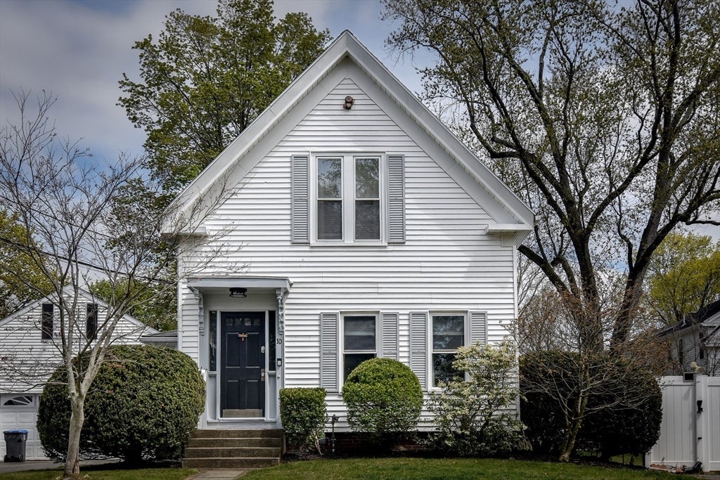 Photo of 10 Forest Ave, Natick, MA