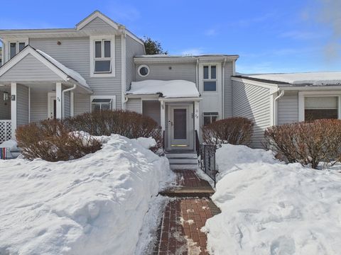 38 Alcott Cir 38 Taunton MA 02780