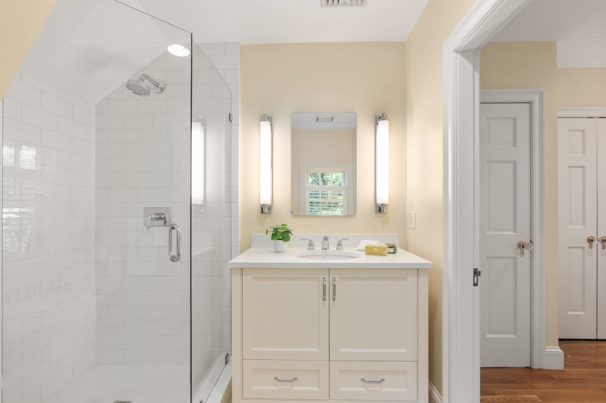 17 Glenoe Rd, Brookline, MA Photo #24