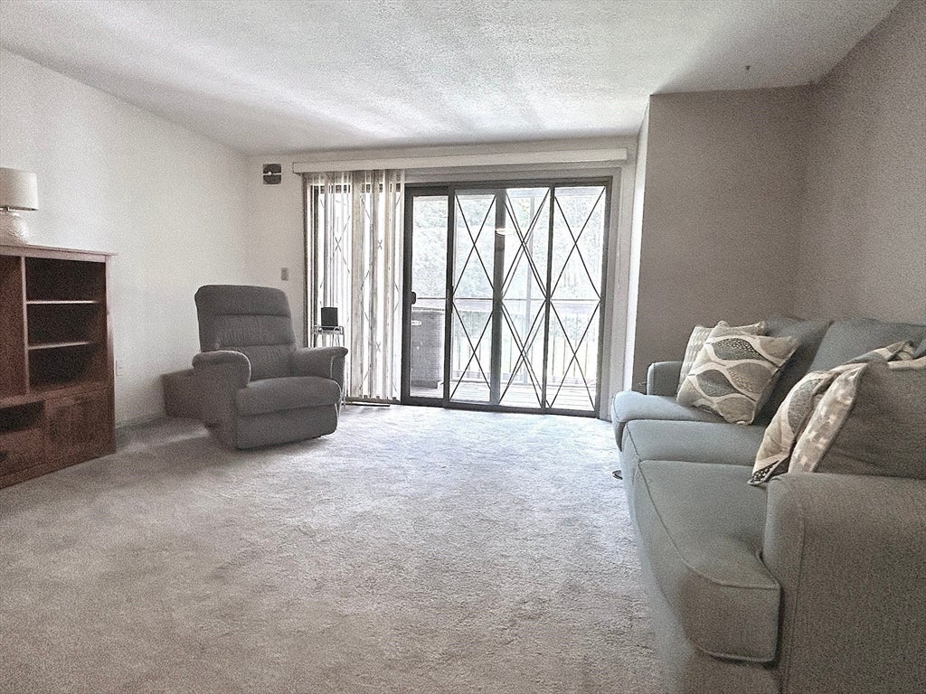 15 Thompson Dr #12, Randolph, MA Photo #3