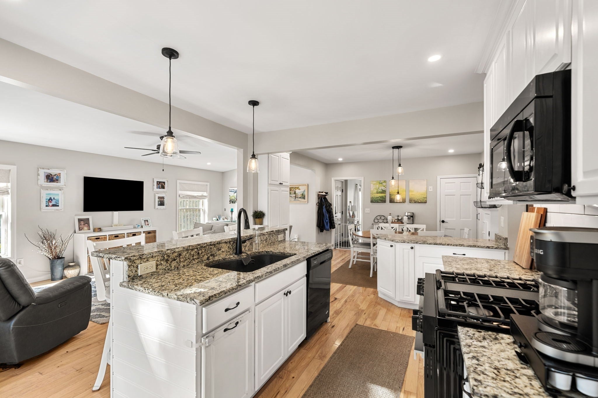 21 Woodland St #21, Newburyport, MA Photo #12