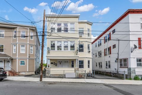 81-83 Greenwood St Lawrence MA 01841