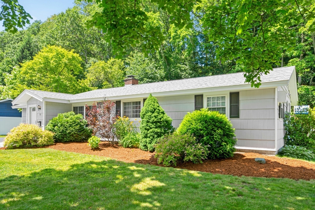 70 Donna Rd