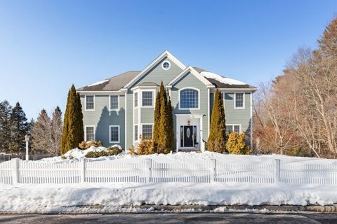 18 Symonds Way Reading MA 01867