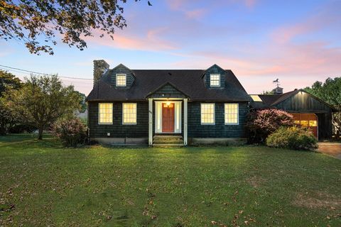 188 Lions Mouth Rd Amesbury MA 01913