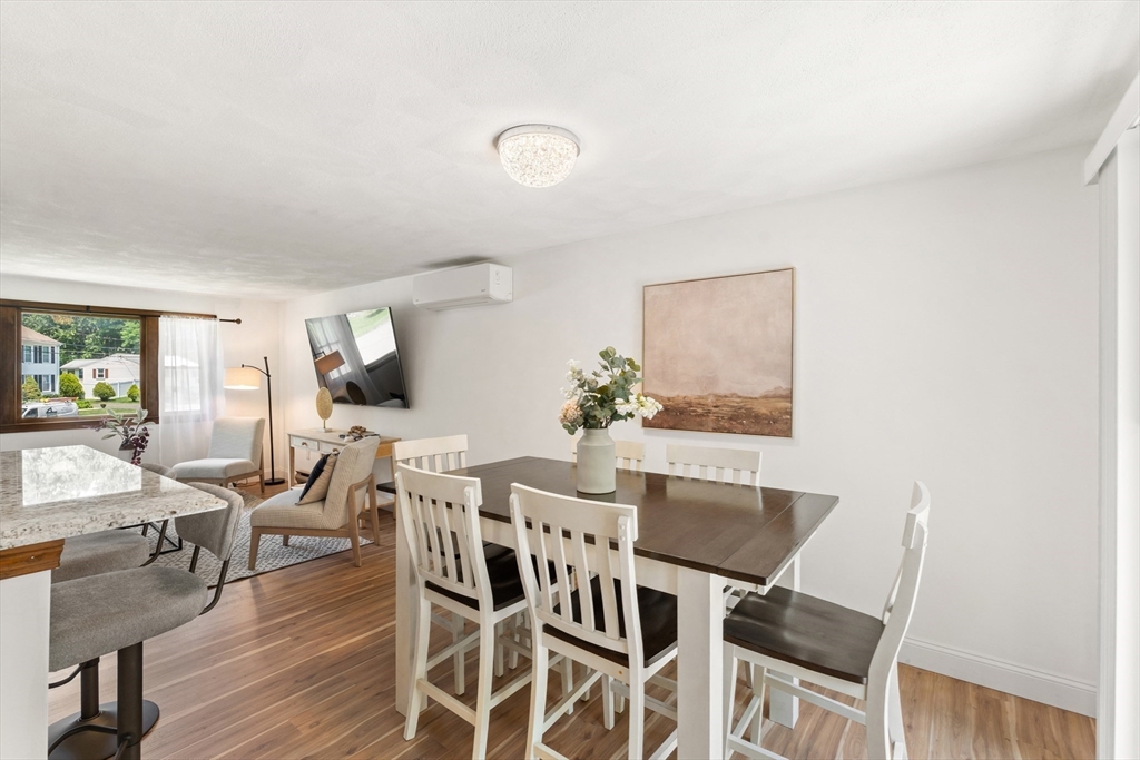 6 Theresa Rd