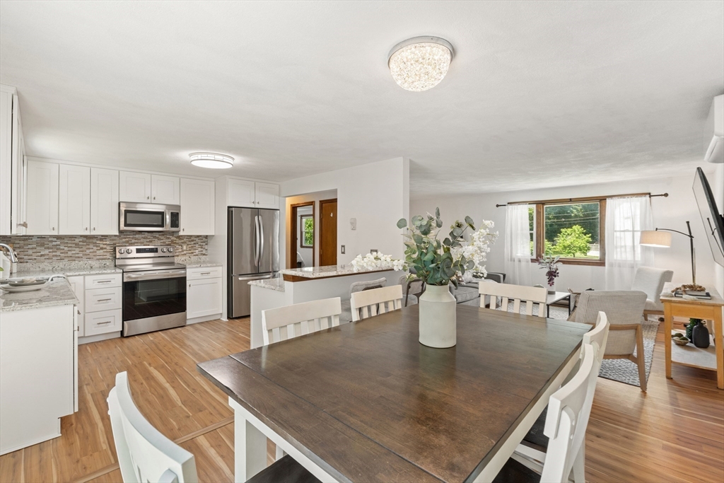 6 Theresa Rd