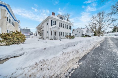 28 Richardson Ave 28 North Andover MA 01845