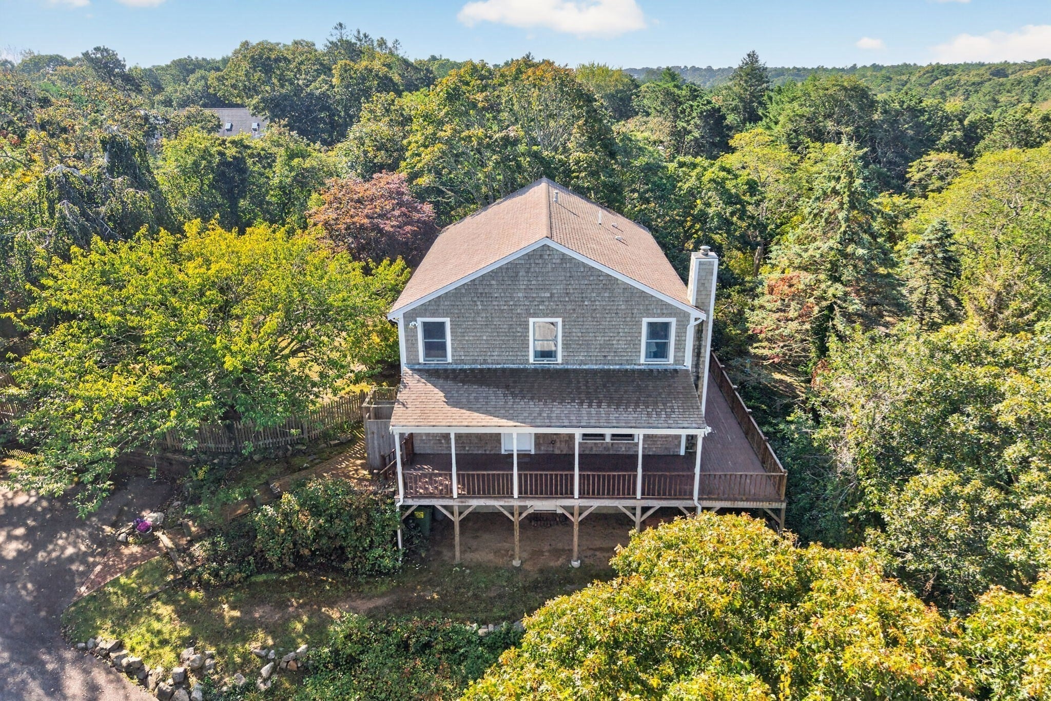 2118 Main St