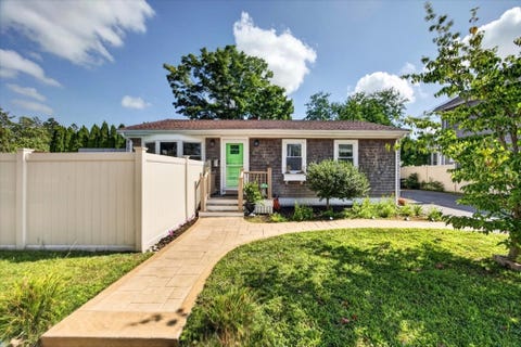 Photo of 6 Pontiac St, New Bedford, MA 02745 (MLS # 73567960)