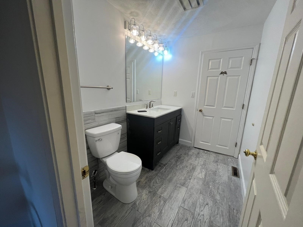 162 East Emerson Rd 0