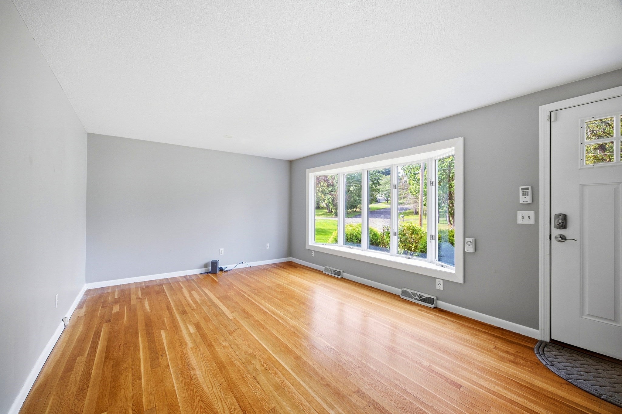 15 Edison Dr, South Hadley, MA, 15 Edison Dr, South Hadley, MA Photo #9