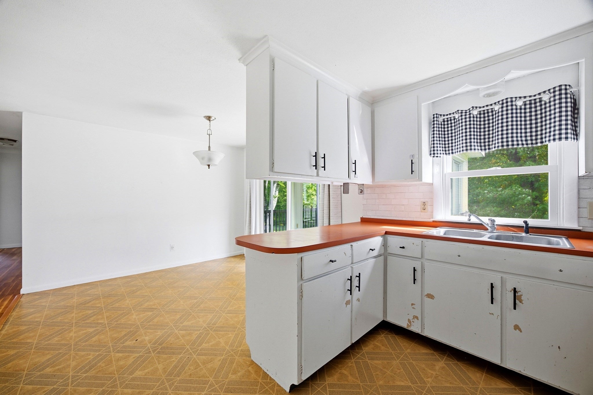 15 Edison Dr, South Hadley, MA, 15 Edison Dr, South Hadley, MA Photo #16